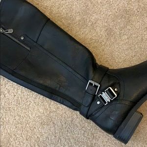 Guess Riding boots with zipper and buckles Sz 6.5